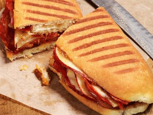 Panini chorizo   és körte