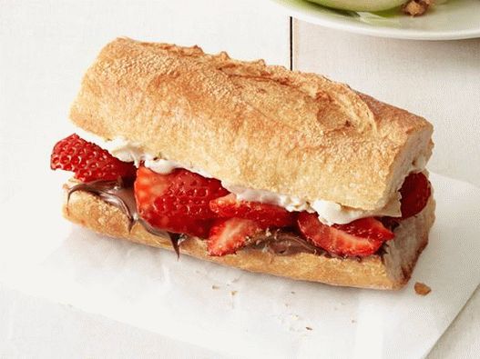 41. Baguette bogyókkal és