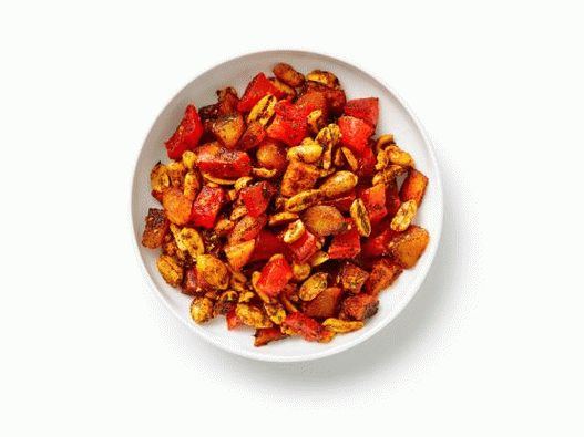 Fűszeres földimogyoró keverék chilivel