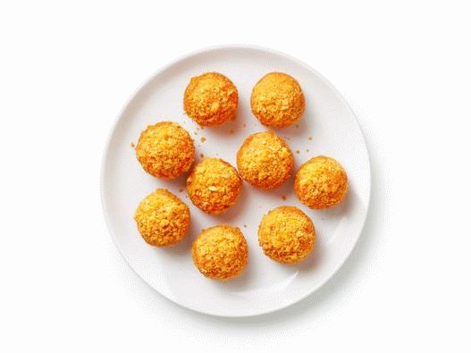 Sajtgolyók pimento paprikával