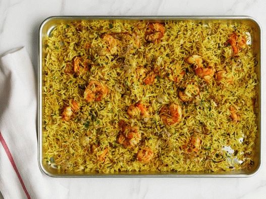 Fénykép garnélarák biryani curryvel