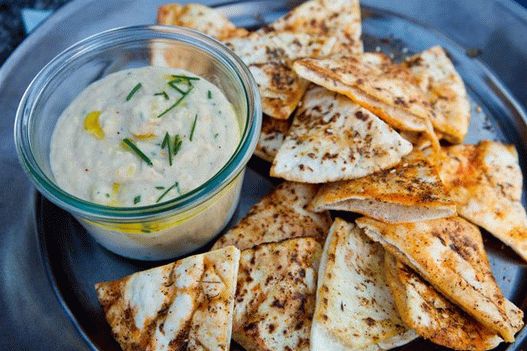 Photo Pita chips chips tzatziki szósszal