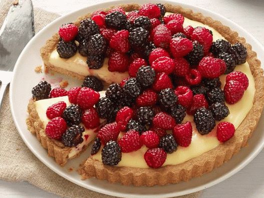 Fotó sajttorta pudingral és bogyókkal