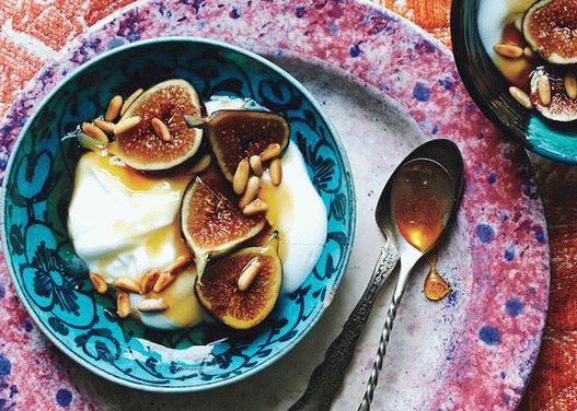 Fotó citrusos joghurtról fügevel