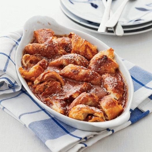 Fotó kenyér puding karamell croissant-kel