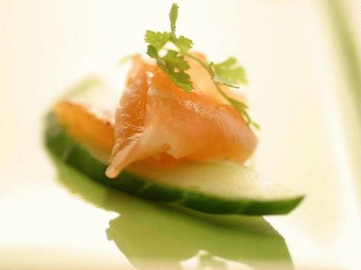 Fénykép Canapes sós lazac citromfűvel