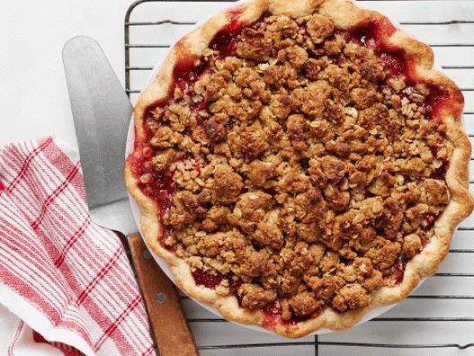 Photo Strawberry Crumble Pie