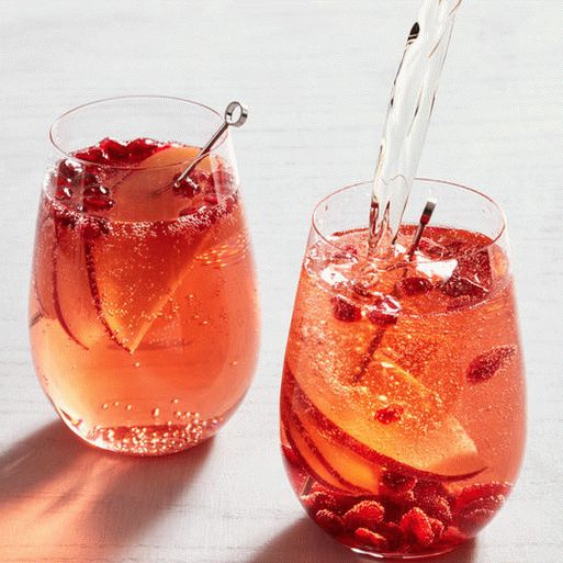 Fénykép egy Shorle-koktélról a Campari-val