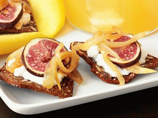 Fotókrakkoló mustárral, hagymás lekvárral és füge