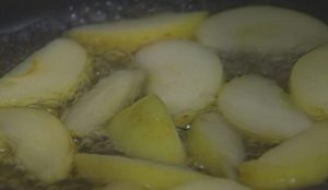 „”