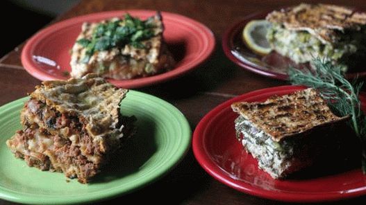 Lamb Lasagna és Matzo Tortillas fényképe