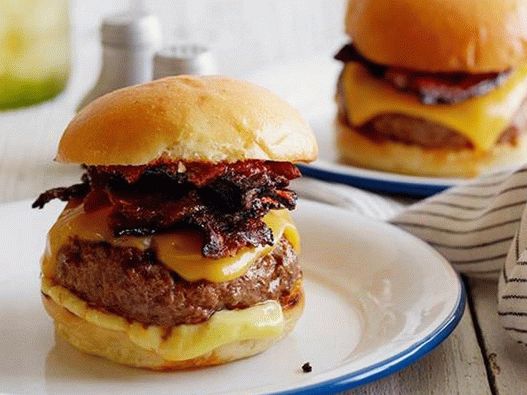 Házi grillezett burger