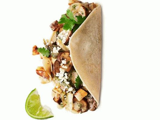 Taco gombával, burgonyával és paprikával