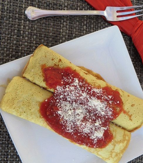 Fénykép Manicotti sajttal és húsmártással