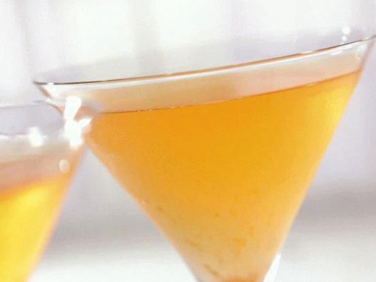 Fénykép Martini-tól fűszerekkel a sütőtökpite számára