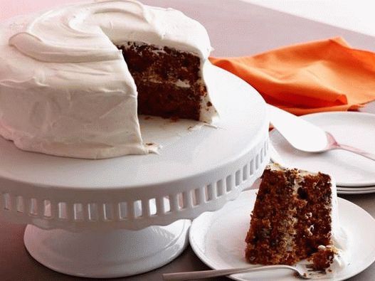 Fotó sárgarépa torta krémes pillecukor jegesedéssel