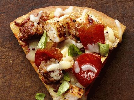 Fotó fűszeres pizza fűszerekkel
