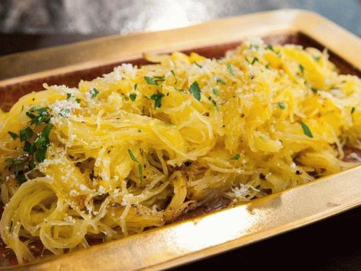 Fotós sült spagetti tök parmezánnal és szarvasgomba olajjal