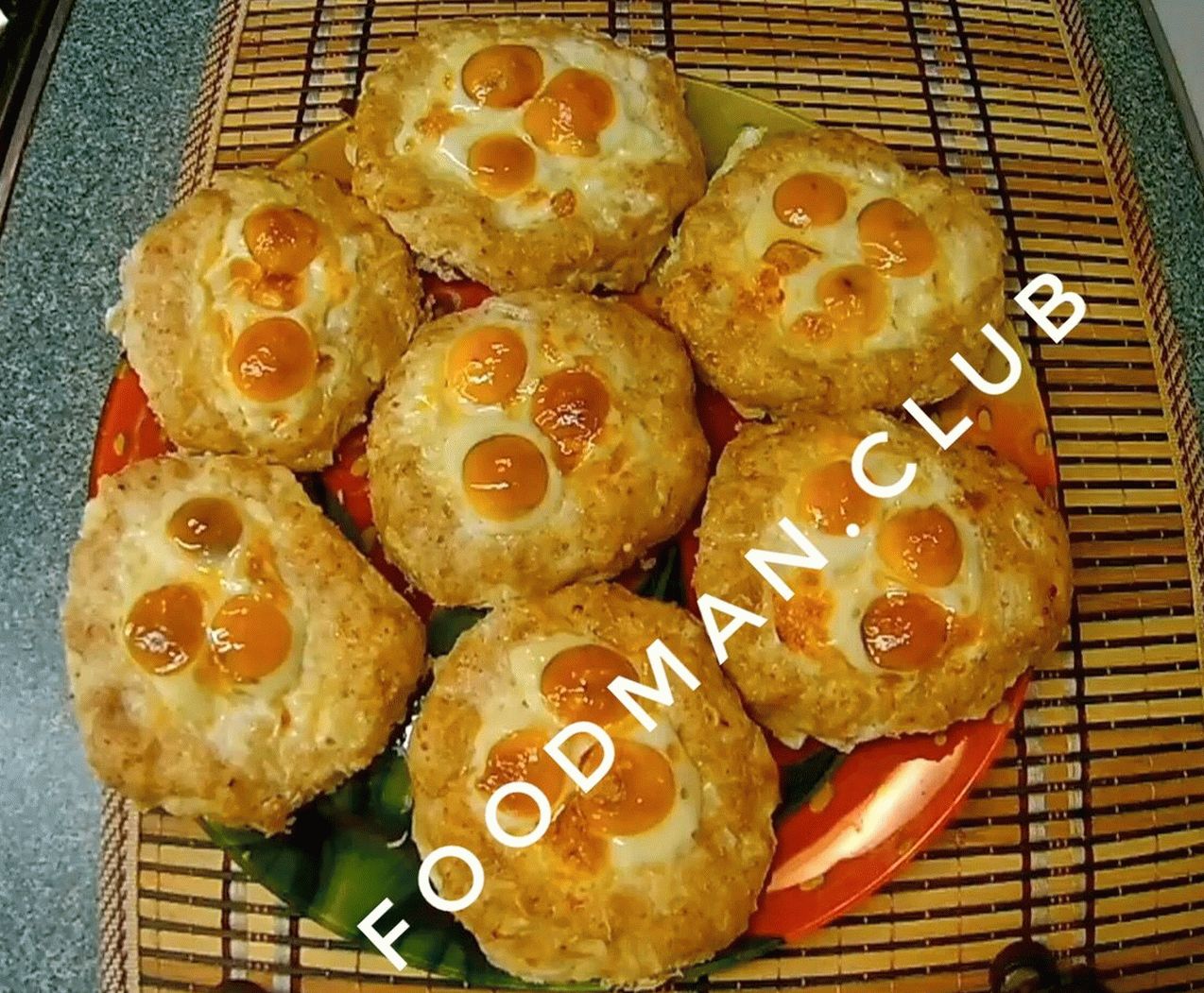 „”