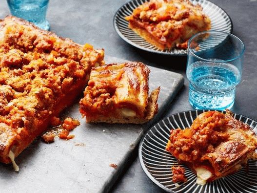 Fotópizza mozzarellával töltött kéreggel