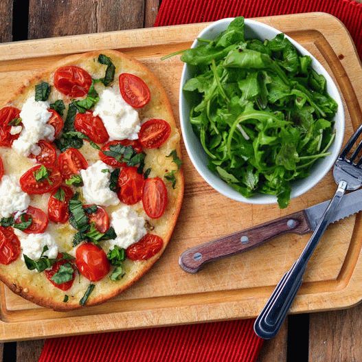 Fotópizza ricottával és paradicsommal