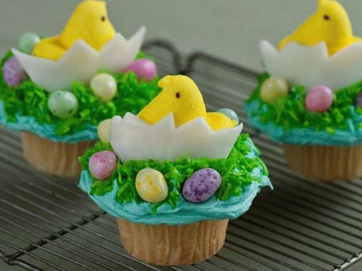 Húsvéti cupcakes dekorációval
