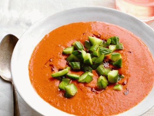 Gazpacho grillezett paradicsommal