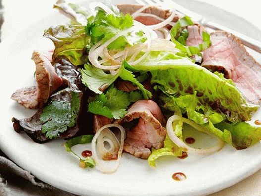 Thai saláta grillezett marhahús