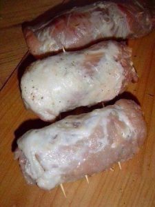 „”