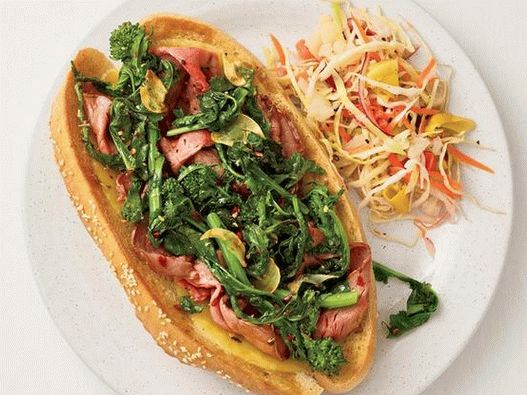 Fotó sült marhahús és Rapini Sub szendvicsek
