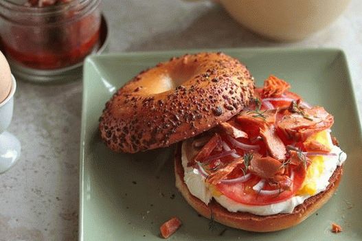 Photo Salmon Bagel Sandwich