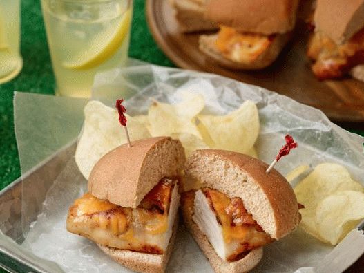 Fotós szendvics mézes pácolt csirkével