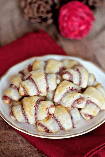 Fotókrémes bagel áfonyával és pekándióval