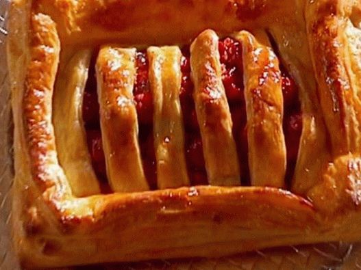 Fotópuff cseresznyegel