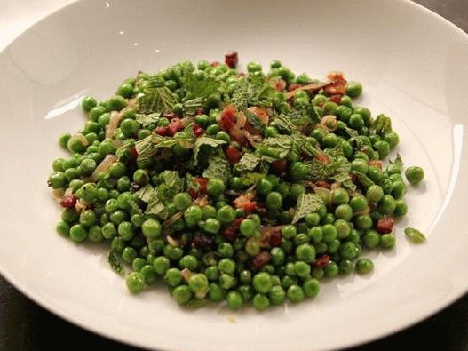 Fotó tavaszi borsó pancetta-val