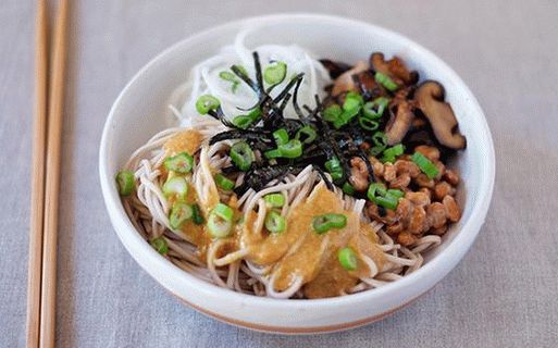 Fotós japán Soba tésztamártás