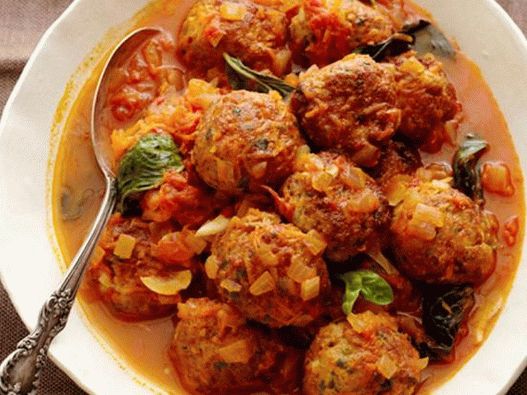 Az étel fotója - marinara szószban párolt húsgombóc