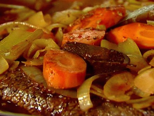 Fotós sült marhahús szelet zöldségekkel
