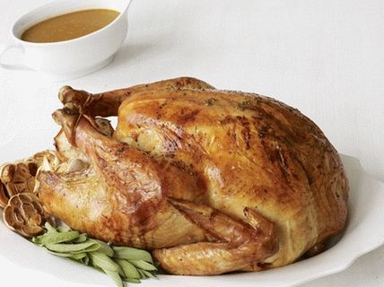 Fotós sült pulyka fokhagymával és almával