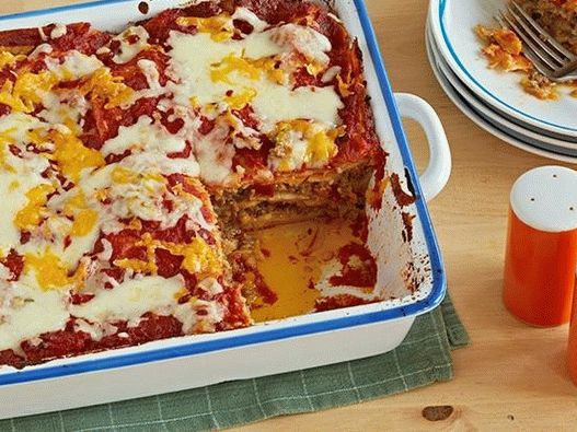 Fotómarha rakott sajt és enchiladas szósz